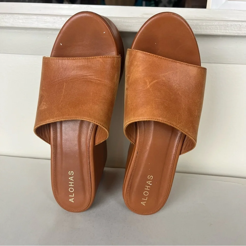 ALOHAS leather upper